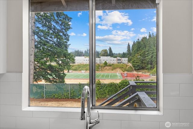 5819 172nd Place SW, Lynnwood, WA 98037