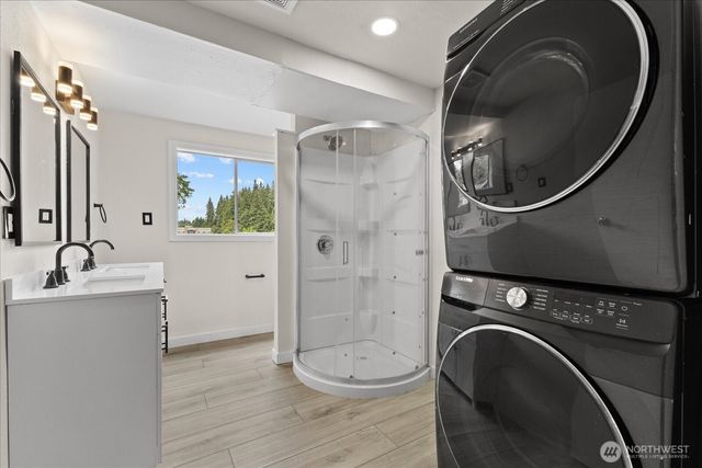 5819 172nd Place SW, Lynnwood, WA 98037