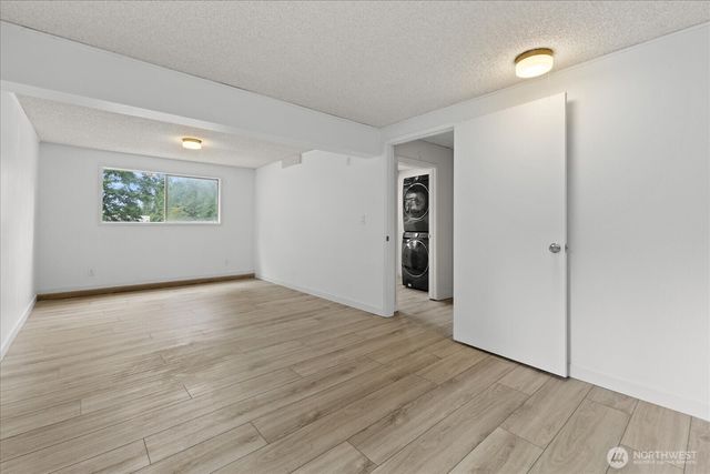 5819 172nd Place SW, Lynnwood, WA 98037