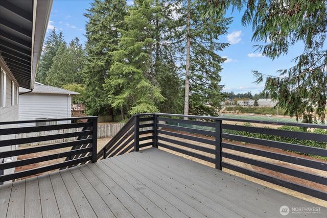 5819 172nd Place SW, Lynnwood, WA 98037