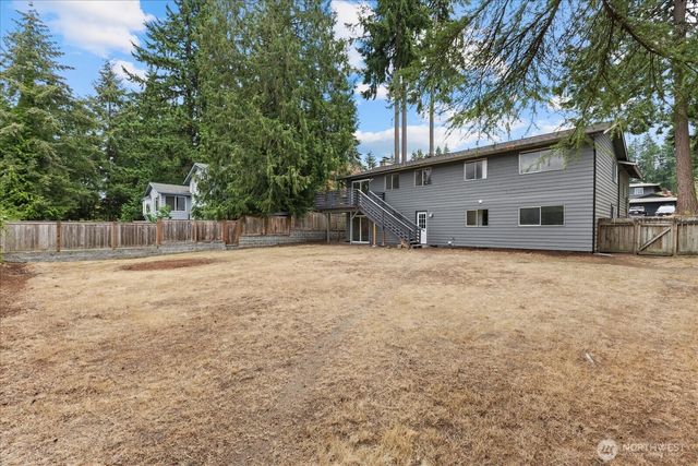 5819 172nd Place SW, Lynnwood, WA 98037