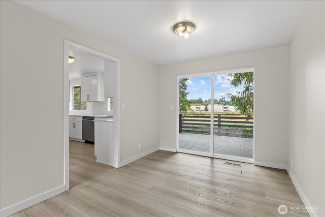 5819 172nd Place SW, Lynnwood, WA 98037