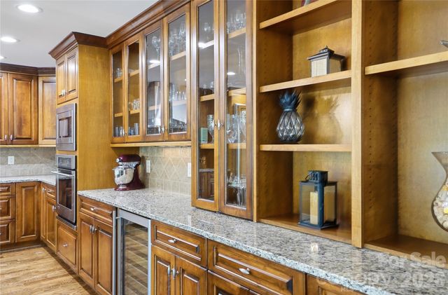 16121 Tana Tea Circle, Tega Cay, SC 29708