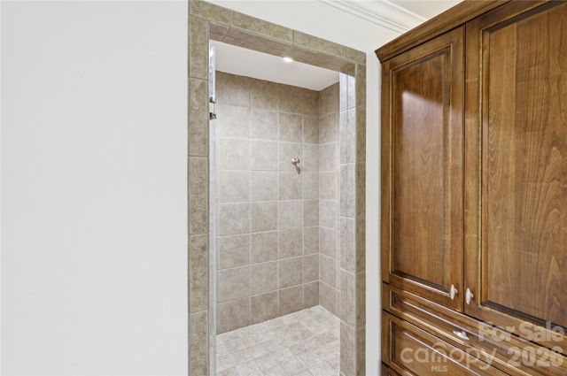16121 Tana Tea Circle, Tega Cay, SC 29708