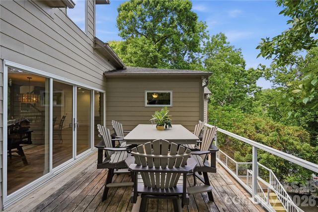 16121 Tana Tea Circle, Tega Cay, SC 29708