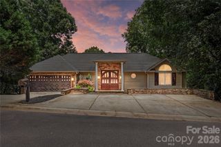 16121 Tana Tea Circle, Tega Cay, SC 29708