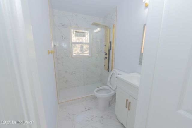 8221 Saint Anthonys Church Rd, Louisville, KY 40214