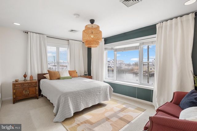 302 TUNIS AVE, Pleasantville, NJ 08232