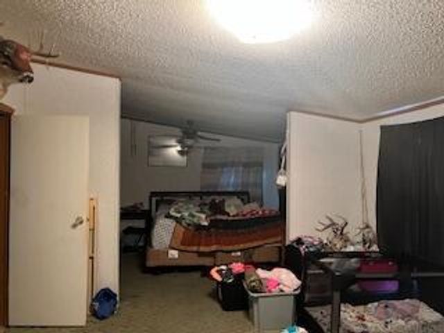 22423 Round Valley Drive, Hartshorn, MO 65479