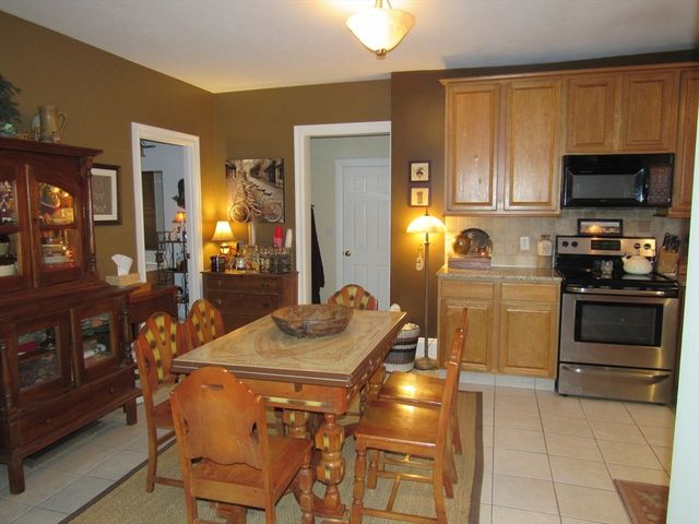 96 Main St 1, Blackstone, MA 01504