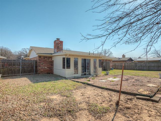 7 Kiowa, Shawnee, OK 74801