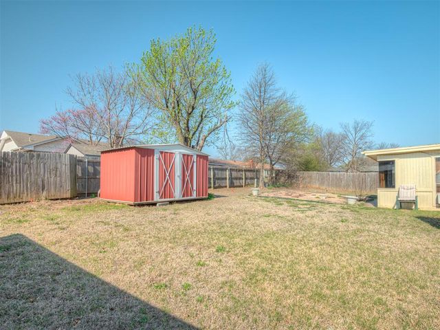 7 Kiowa, Shawnee, OK 74801