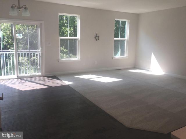 735 STONEHOUSE WAY, Hockessin, DE 19707