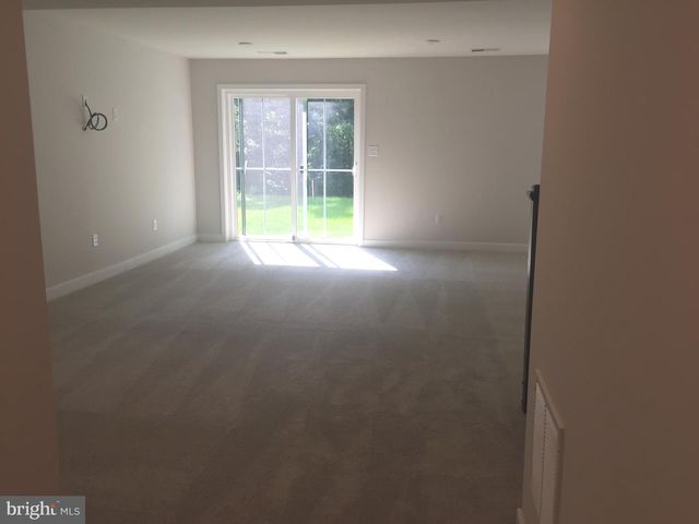 735 STONEHOUSE WAY, Hockessin, DE 19707