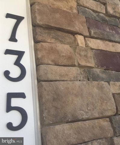 735 STONEHOUSE WAY, Hockessin, DE 19707