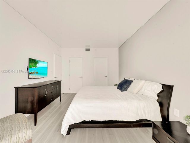 6365 Collins Avenue 2407, Miami Beach, FL 33141
