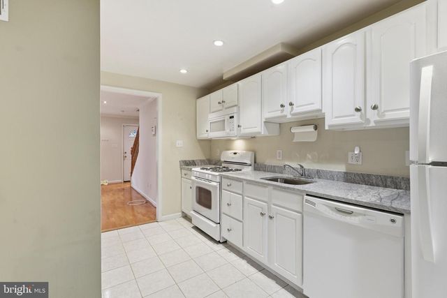 627 N ALFRED ST N, Alexandria, VA 22314