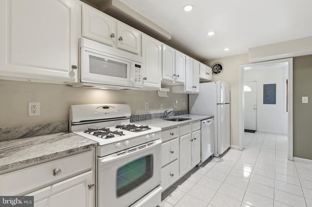 627 N ALFRED ST N, Alexandria, VA 22314