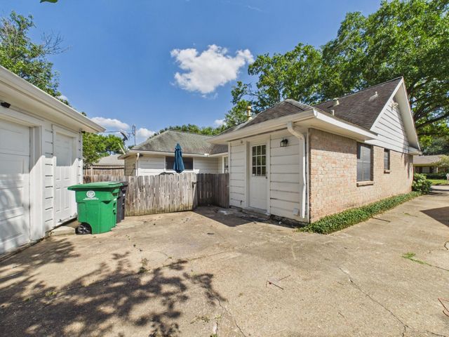 12842 Westmere Drive, Houston, TX 77077