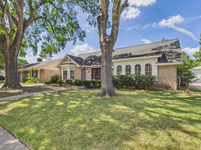 12842 Westmere Drive, Houston, TX 77077