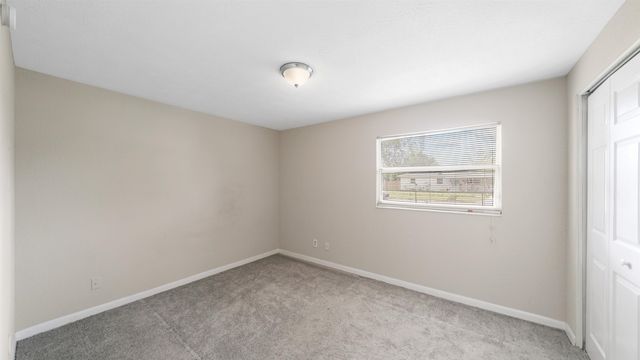 319 Janell Dr, Orange Park, FL 32073