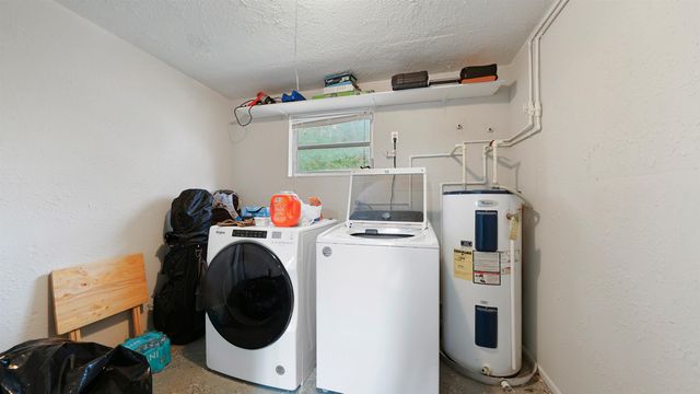 319 Janell Dr, Orange Park, FL 32073