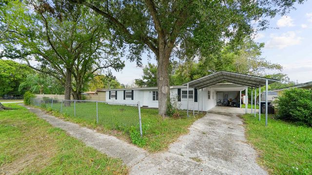 319 Janell Dr, Orange Park, FL 32073