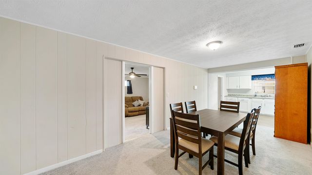 319 Janell Dr, Orange Park, FL 32073