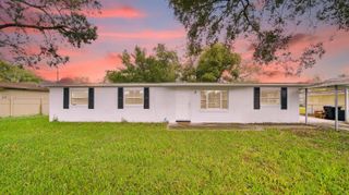 319 Janell Dr, Orange Park, FL 32073