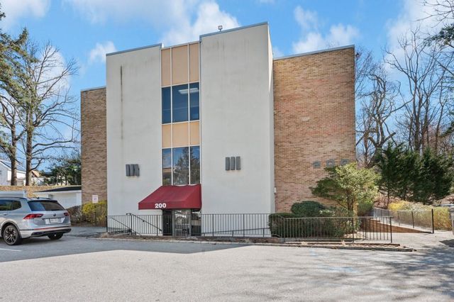 200 S Broadway 2-1 BLDG 2, Tarrytown, NY 10591