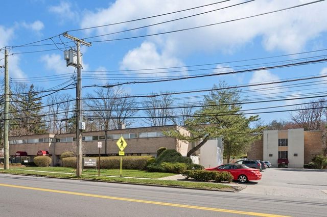 200 S Broadway 2-1 BLDG 2, Tarrytown, NY 10591