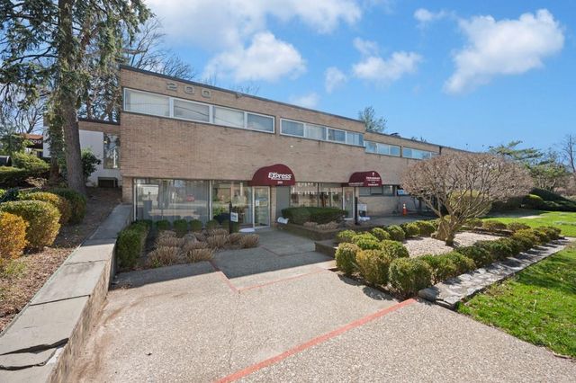 200 S Broadway 2-1 BLDG 2, Tarrytown, NY 10591