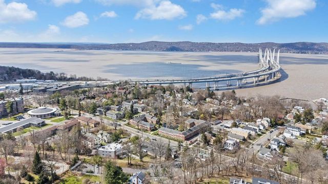 200 S Broadway 2-1 BLDG 2, Tarrytown, NY 10591