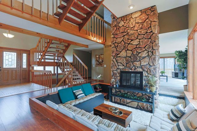 17066 Hampton Drive, Granger, IN 46530