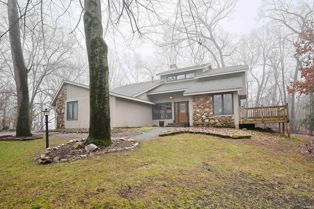 17066 Hampton Drive, Granger, IN 46530