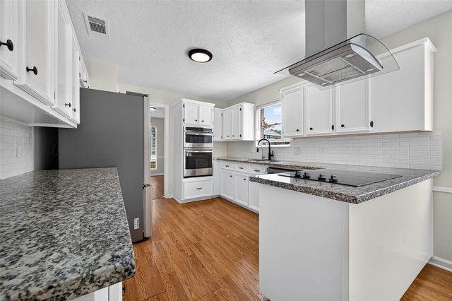 1319 Forsythe Lane, Houston, TX 77073