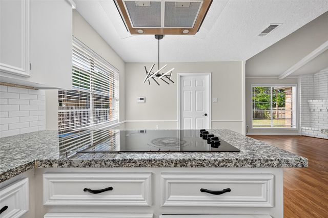 1319 Forsythe Lane, Houston, TX 77073