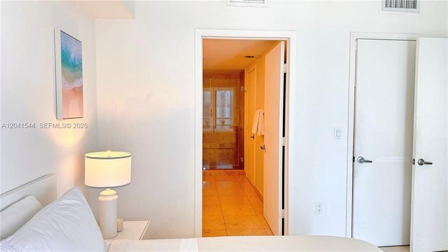475 Brickell Avenue 2512, Miami, FL 33131