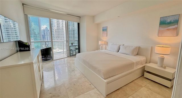 475 Brickell Avenue 2512, Miami, FL 33131