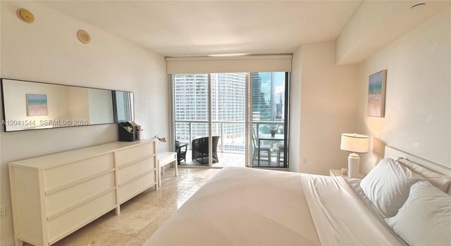 475 Brickell Avenue 2512, Miami, FL 33131