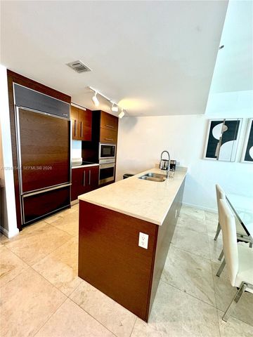 475 Brickell Avenue 2512, Miami, FL 33131