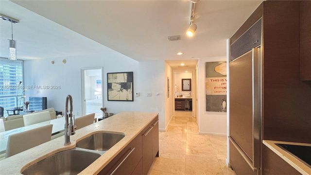 475 Brickell Avenue 2512, Miami, FL 33131