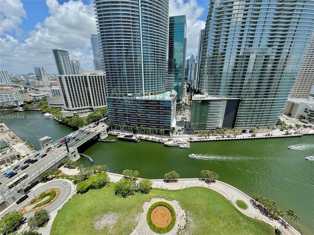 475 Brickell Avenue 2512, Miami, FL 33131