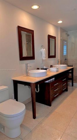 475 Brickell Avenue 2512, Miami, FL 33131