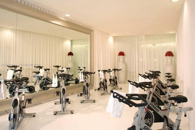 475 Brickell Avenue 2512, Miami, FL 33131