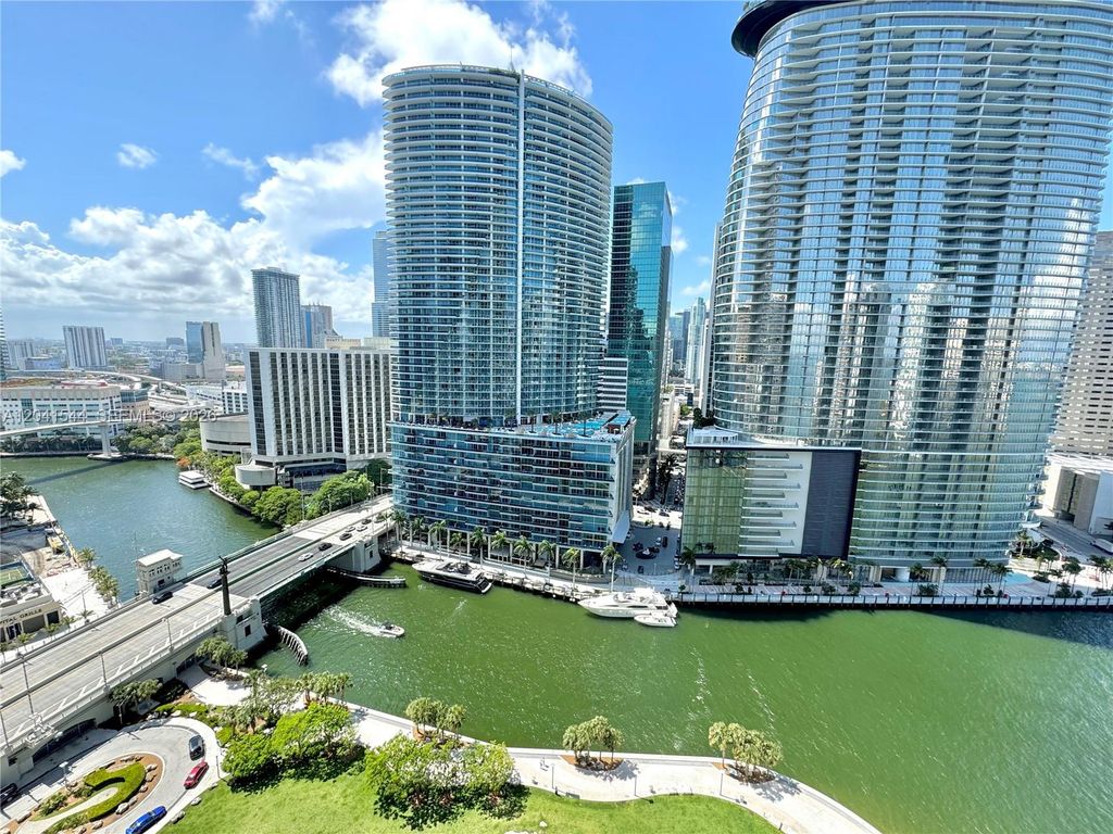 475 Brickell Avenue 2512, Miami, FL 33131