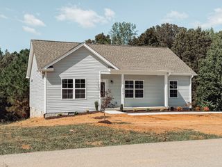 275 Johnson Chapel Rd, Sparta, TN 38583