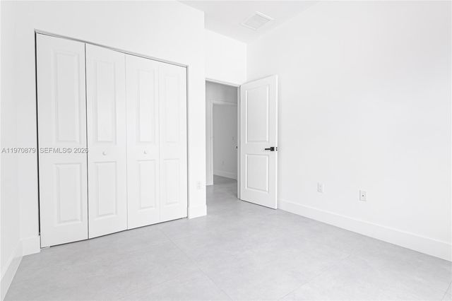 1494 NE 117th ST, Miami, FL 33161