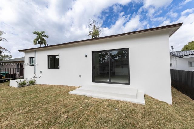 1494 NE 117th ST, Miami, FL 33161