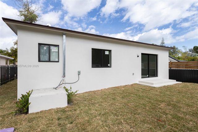 1494 NE 117th ST, Miami, FL 33161